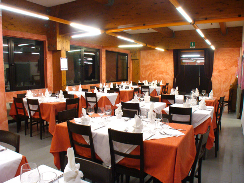 Albergo-bar-ristorante della stazione sciistica di Pratospilla, comune di Monchio delle Corti (PR)